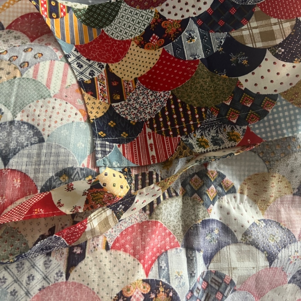 Pachwork looking cotton apron - so cute! - Picture 4 of 9
